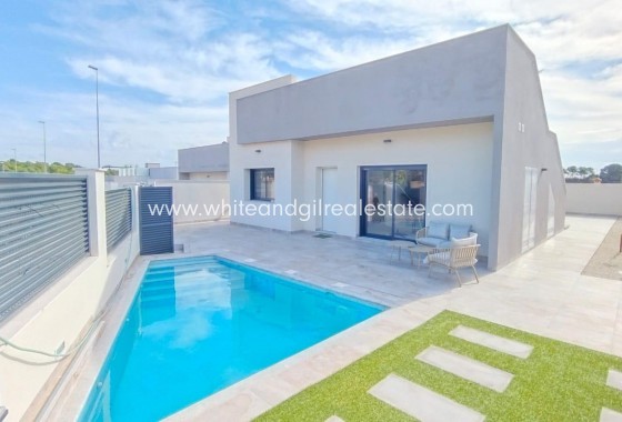 Chalet / Villa - Nueva construcción  - Pilar de la Horadada - Pinar de Campoverde