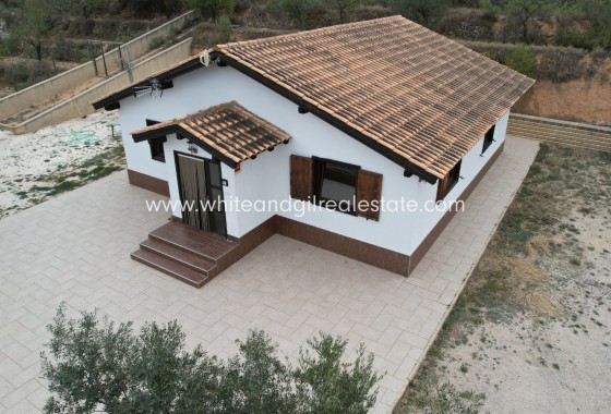 Chalet / Villa - Venta - Castalla - Castalla