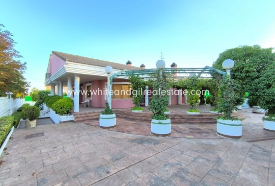 Chalet / Villa - Venta - Caudete - Caudete