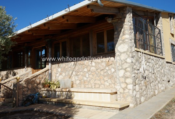 Chalet / Villa - Venta - Caudete - Caudete