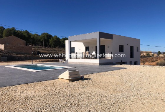 Chalet / Villa - Venta - Pinoso - Pinoso