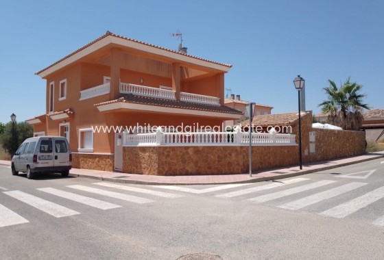 Chalet / Villa - Venta - Salinas - WG6046