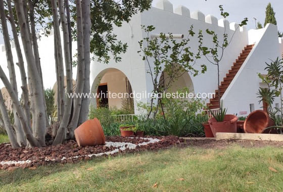 Chalet / Villa - Venta - Sax -
                Sax