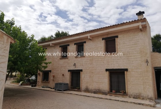 Chalet / Villa - Venta - Yecla - Rural location