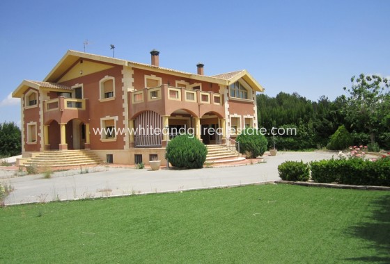 Chalet / Villa - Venta - Yecla - Yecla