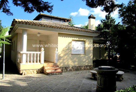 Country house  - Sale - Yecla - Yecla