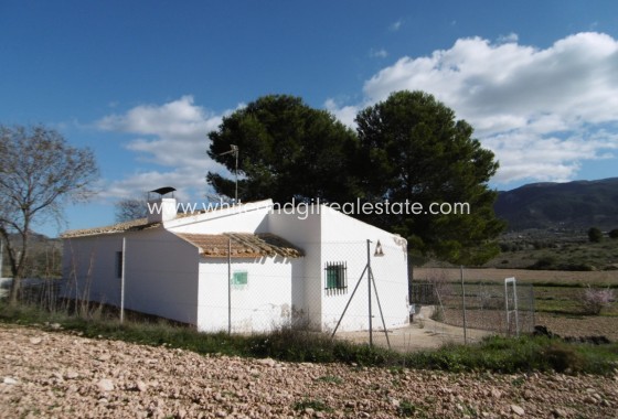 Country house  - Sale - Yecla - Yecla