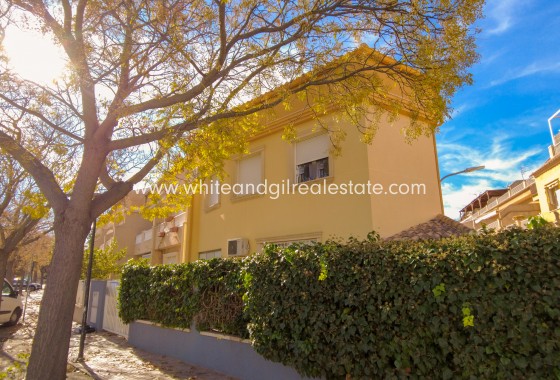 Townhouse - Sale - Caudete - Caudete