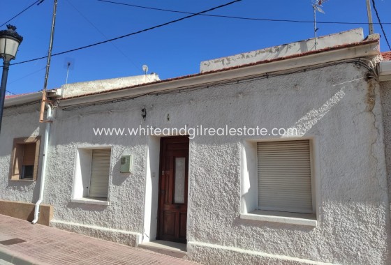 Townhouse - Sale - Salinas -
                Salinas