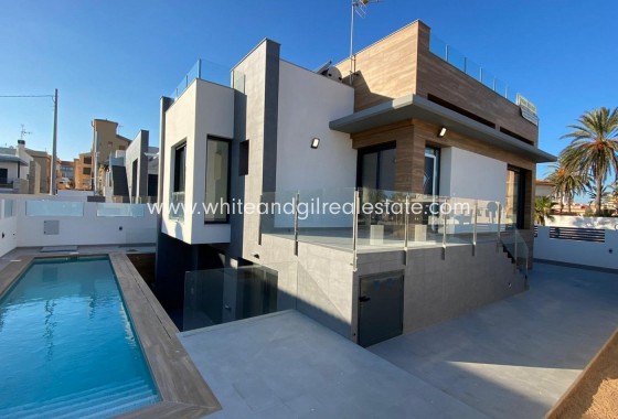 Villa  - New Build - Torrevieja - La Mata Pueblo