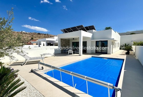 Villa  - Nouvelle construction - Benijofar - Pueblo