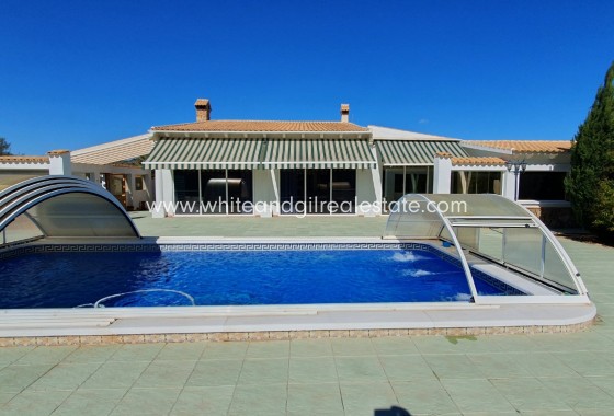 Villa  - Sale - Salinas - f4u0013