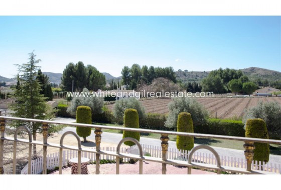 Sale - Villa  - Yecla - Rural location