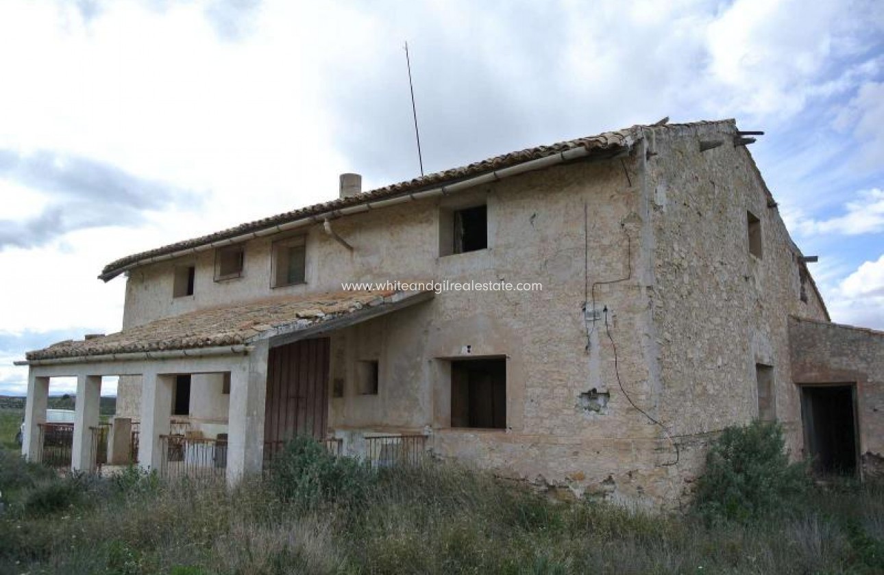 Sale - Country house  - Torre Del Rico - Rural location