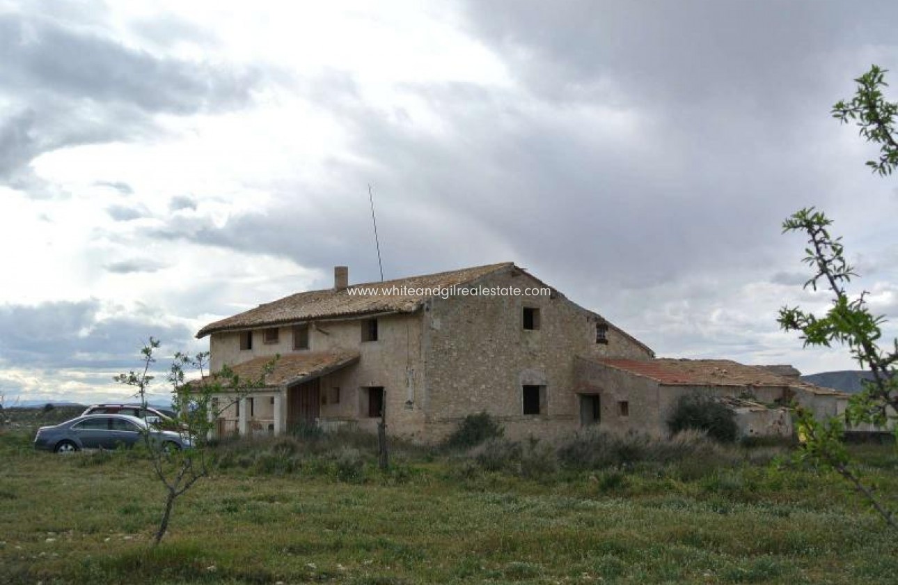 Sale - Country house  - Torre Del Rico - Rural location