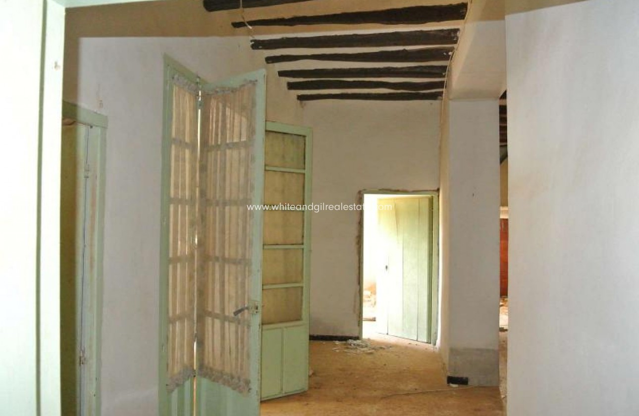 Sale - Country house  - Torre Del Rico - Rural location