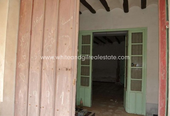 Sale - Country house  - Torre Del Rico - Rural location