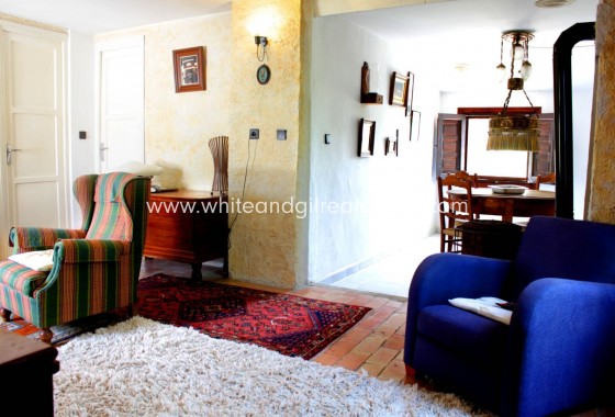 Sale - Villa  - Monforte del Cid - Rural location