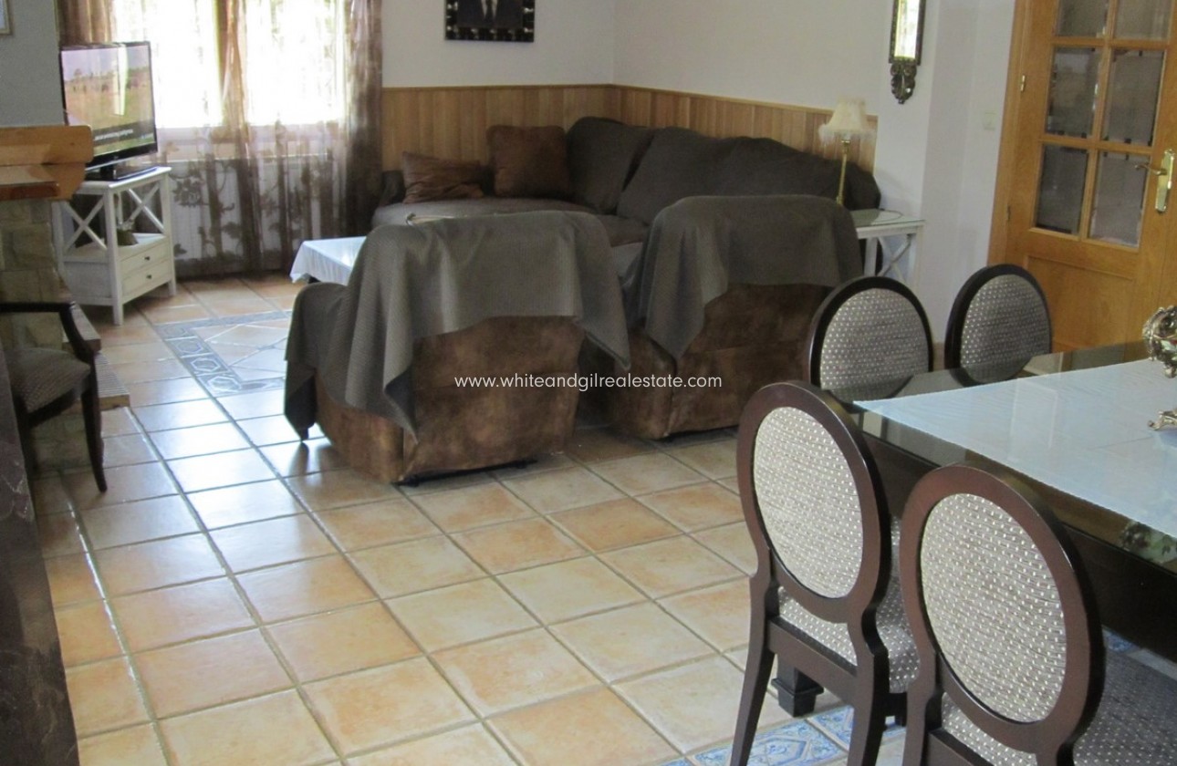 Sale - Villa  - Yecla - Rural location