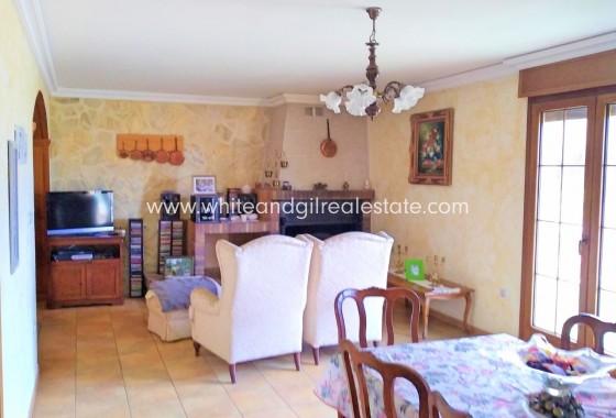 Sale - Villa  - Aspe - Rural location