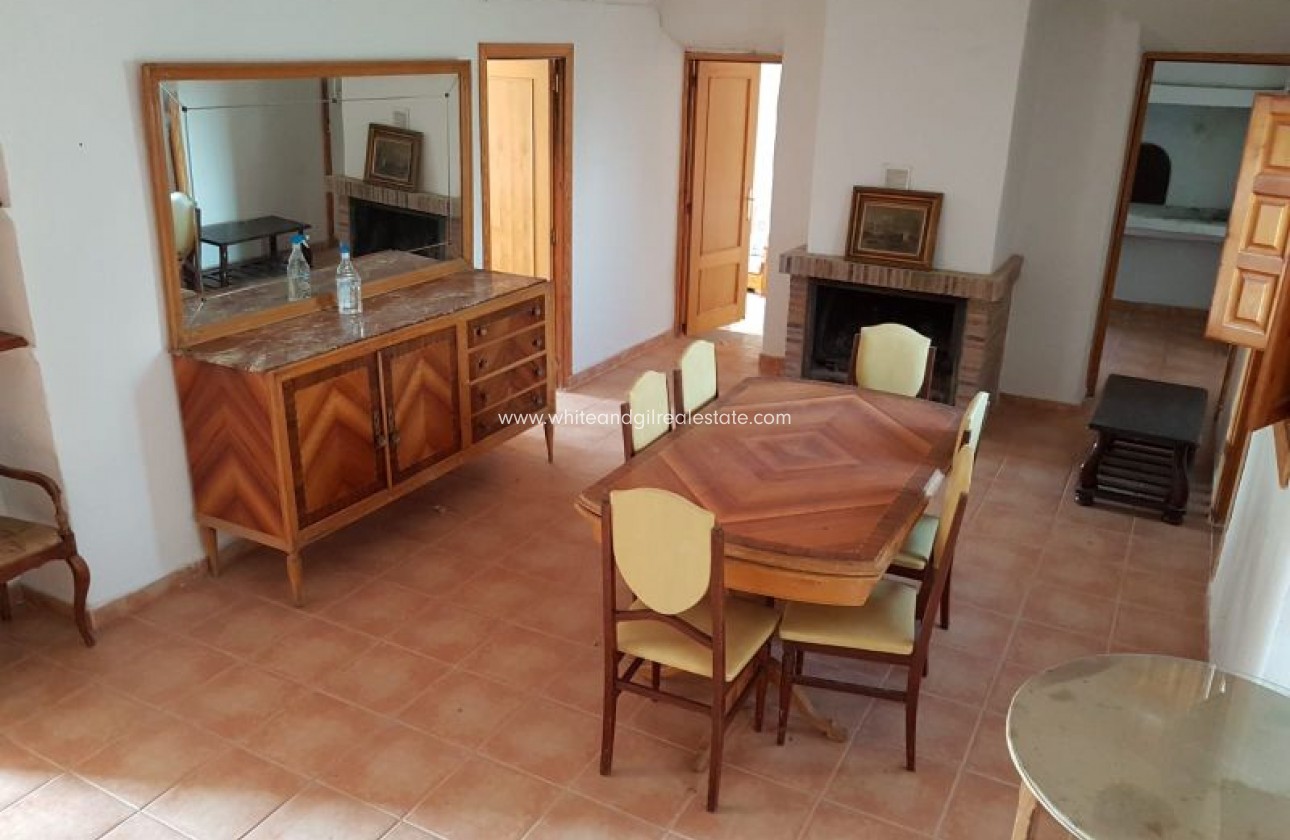 Sale - Villa  - Yecla - Rural location