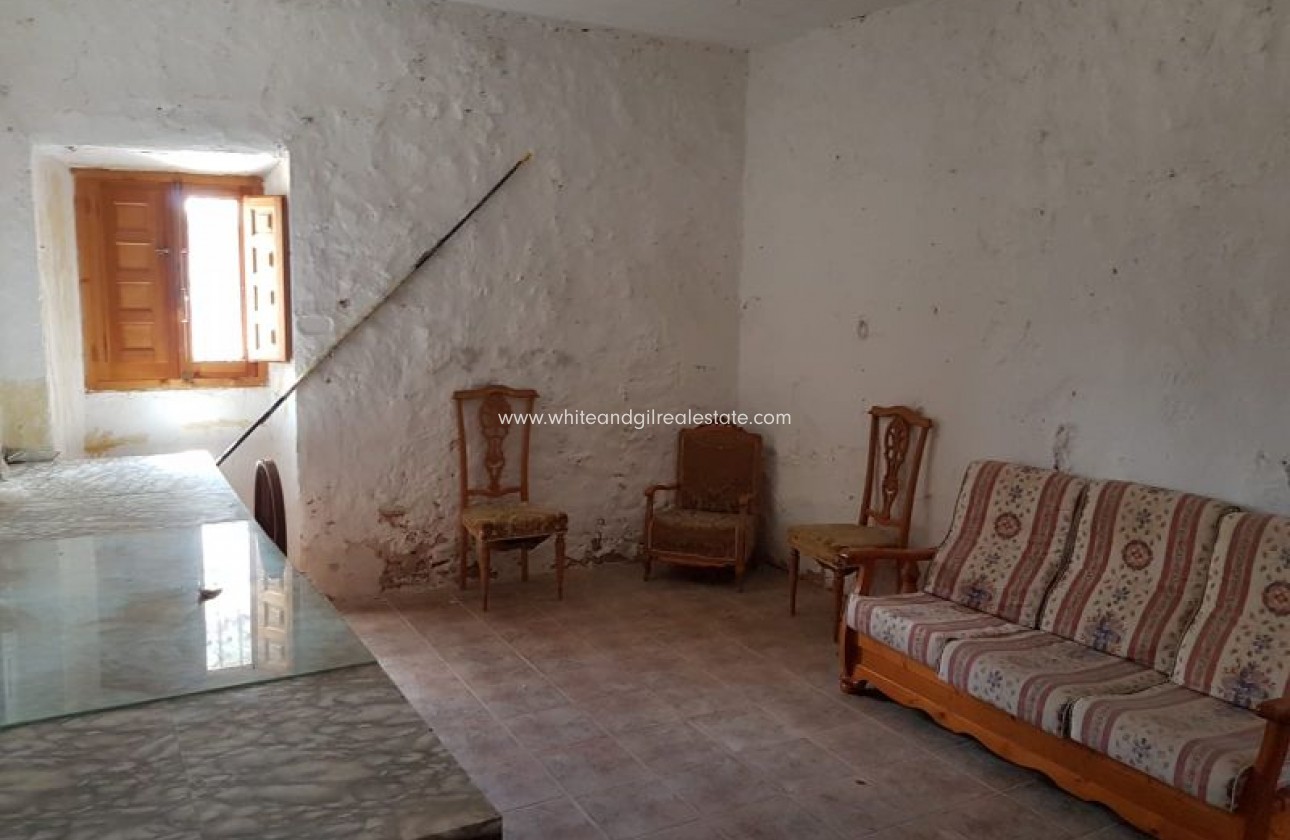 Sale - Villa  - Yecla - Rural location