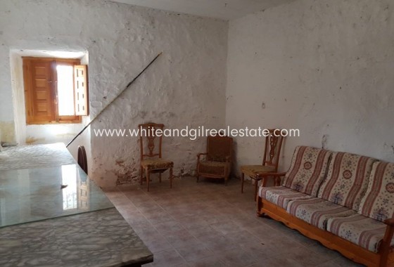 Sale - Villa  - Yecla - Rural location