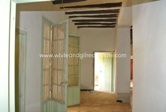 Sale - Country house  - Torre Del Rico - Rural location