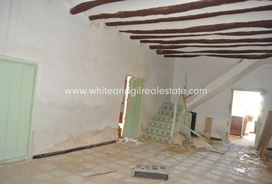 Sale - Country house  - Torre Del Rico - Rural location