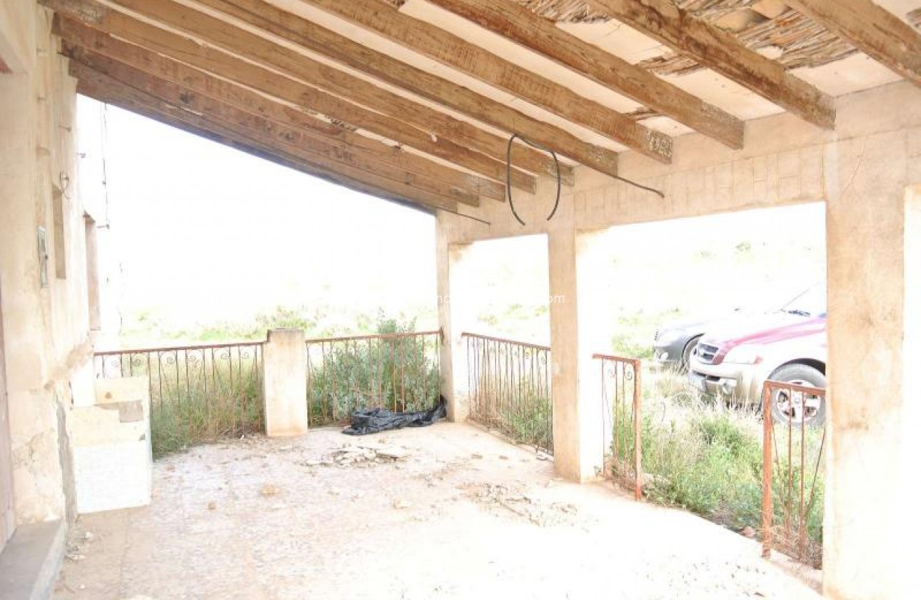 Sale - Country house  - Torre Del Rico - Rural location