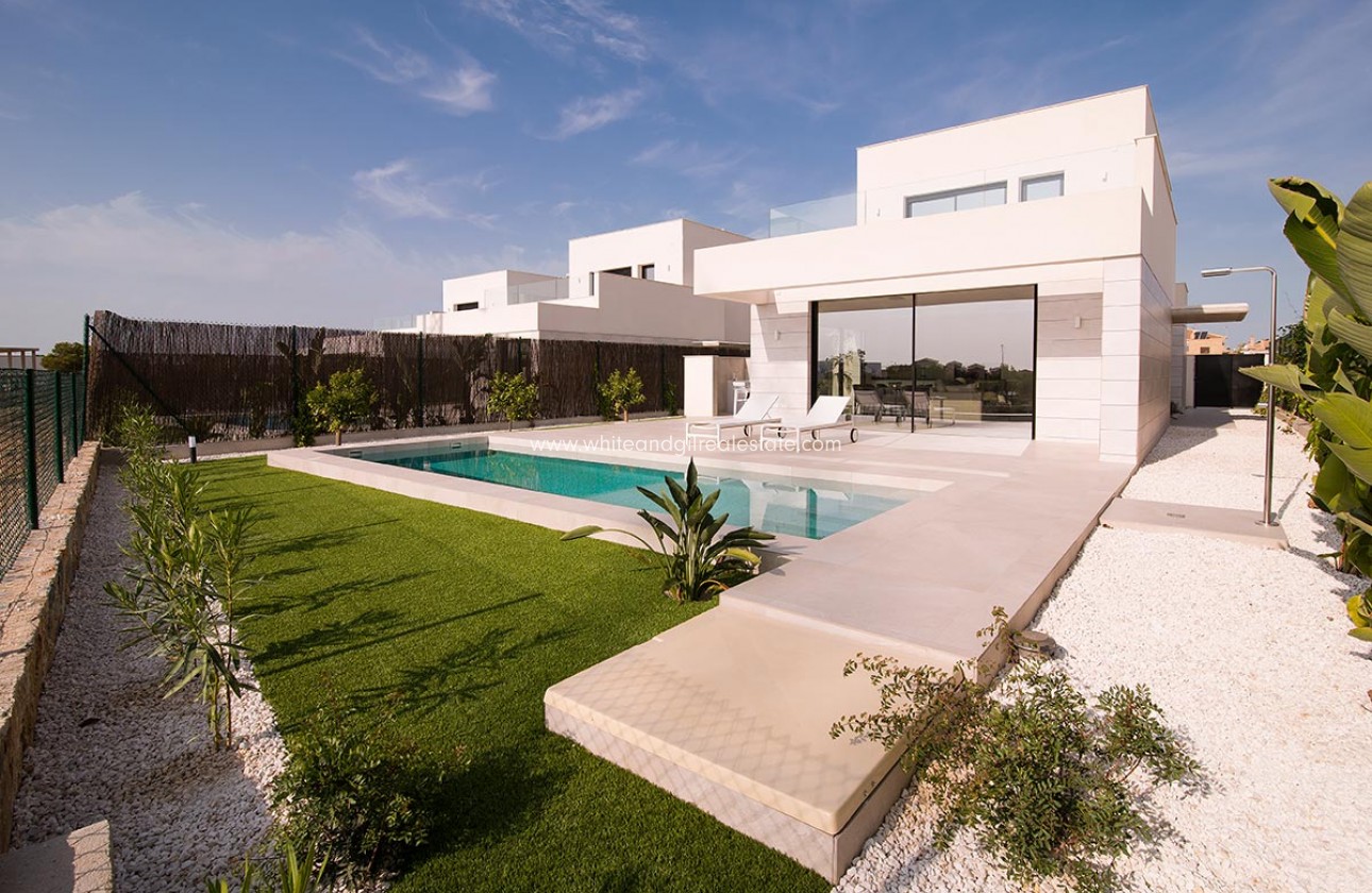 New Build - Villa  - Los Montesinos - Urban location