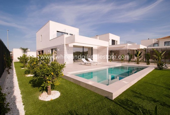 New Build - Villa  - Los Montesinos - Urban location