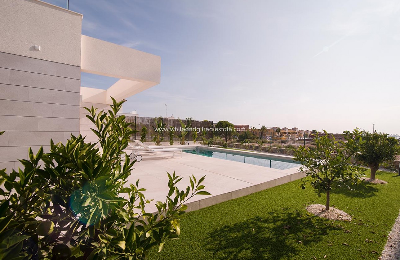 New Build - Villa  - Los Montesinos - Urban location