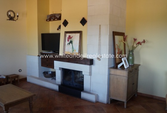 Sale - Villa  - Monóvar/Monóver - Rural location