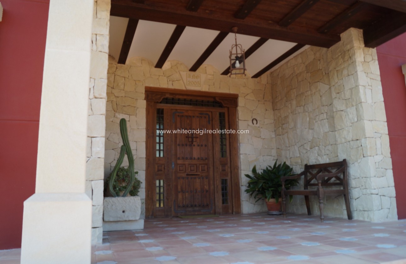 Sale - Villa  - Monóvar/Monóver - Rural location