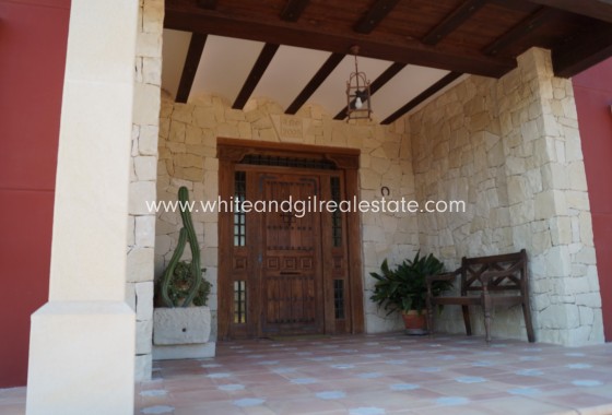 Sale - Villa  - Monóvar/Monóver - Rural location