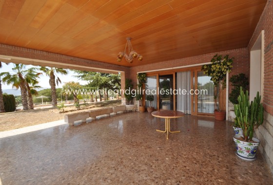 Sale - Villa  - Elda - Rural location