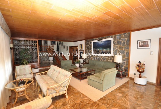 Sale - Villa  - Elda - Rural location