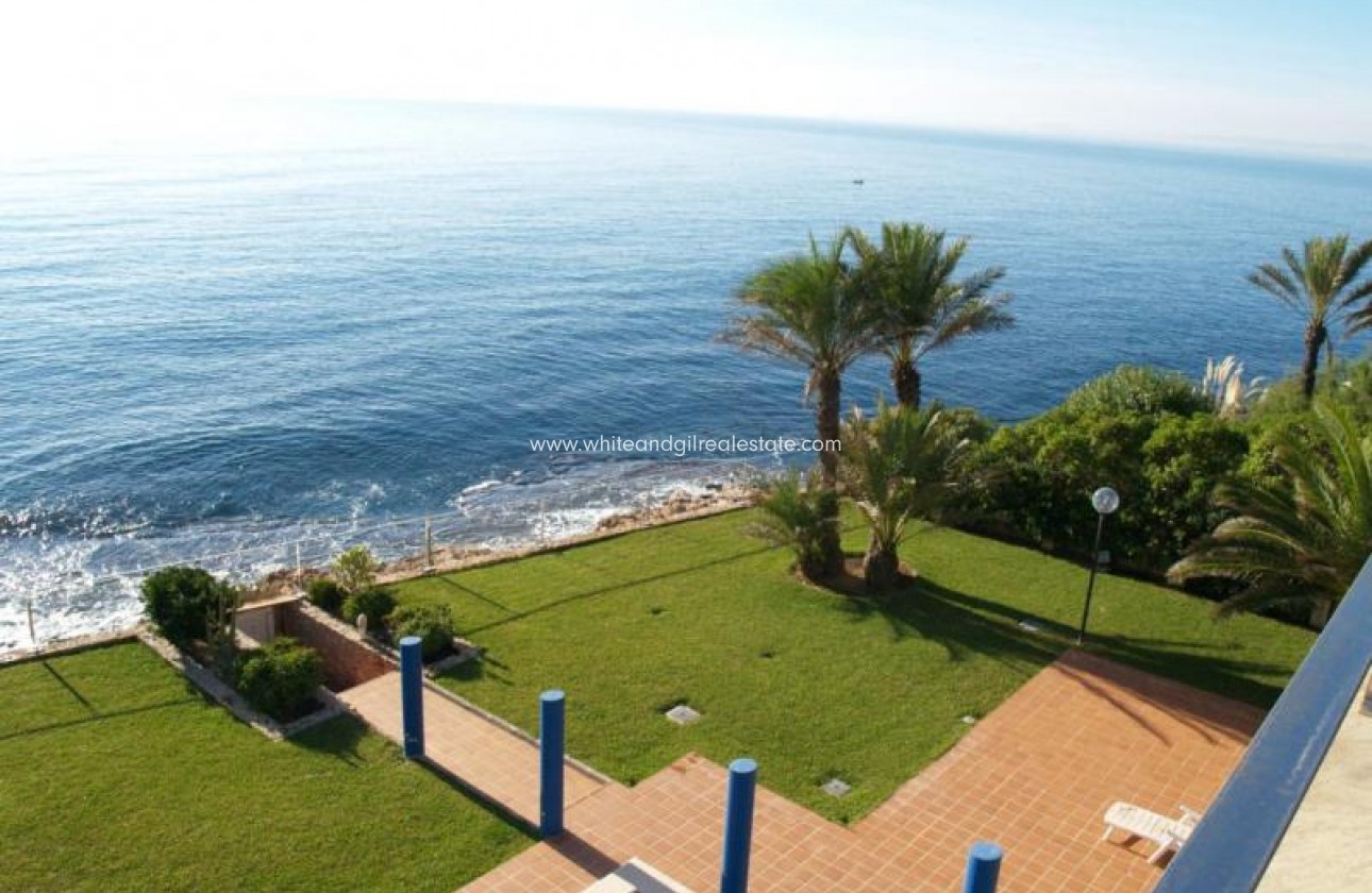 Sale - Villa  - Cabo Roig - Urban location