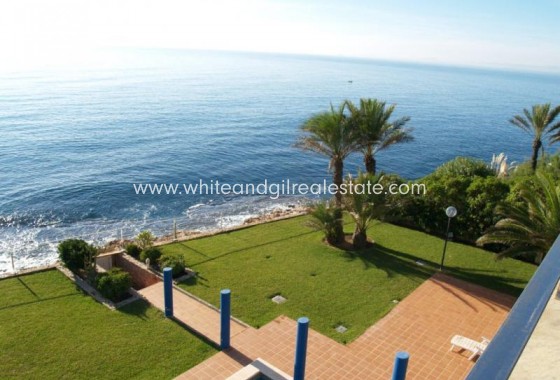 Sale - Villa  - Cabo Roig - Urban location