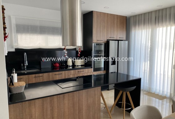 Sale - Villa  - Finestrat - Finestrat Urbanizaciones