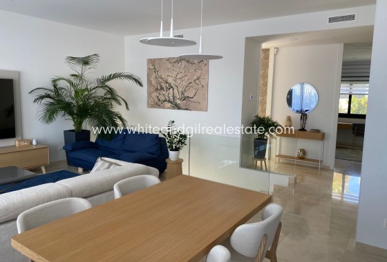 Sale - Villa  - Finestrat - Finestrat Urbanizaciones