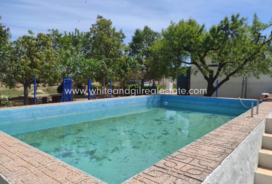 Venta - Chalet / Villa - Yecla