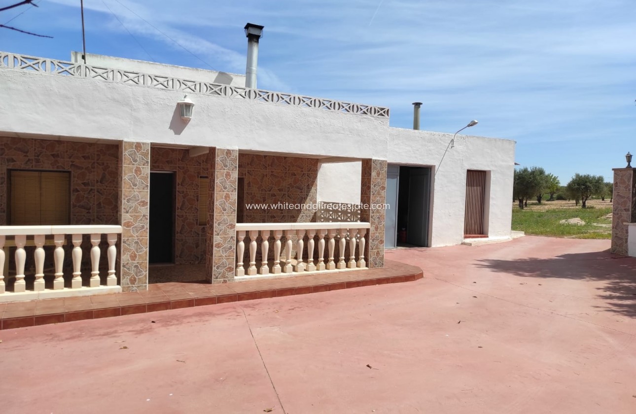 Venta - Chalet / Villa - Yecla