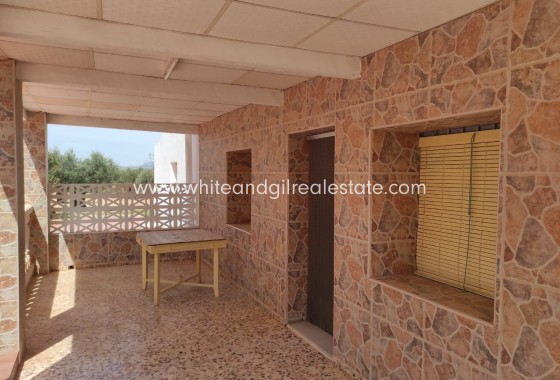 Venta - Chalet / Villa - Yecla