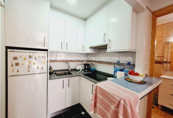 Sale - Apartment / flat - Torrevieja - Torrelamata - La Mata