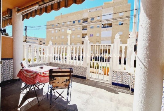 Sale - Apartment / flat - Torrevieja - Torrelamata - La Mata