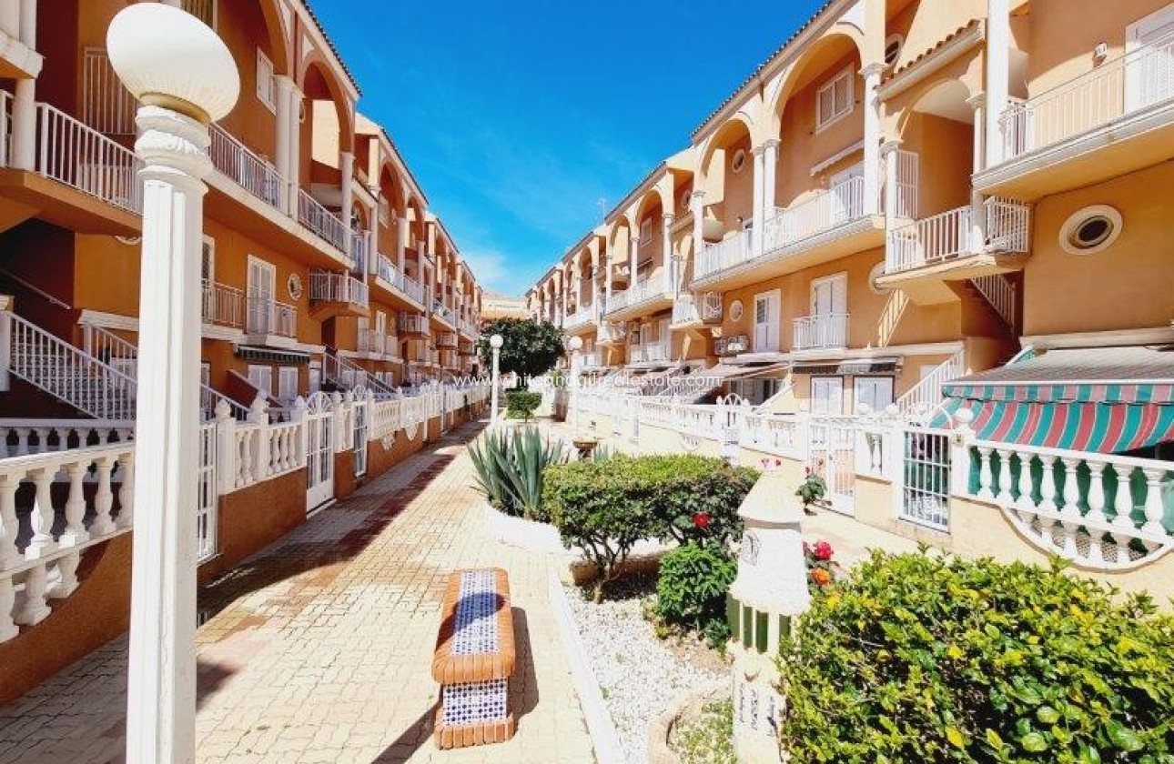 Sale - Apartment / flat - Torrevieja - Torrelamata - La Mata