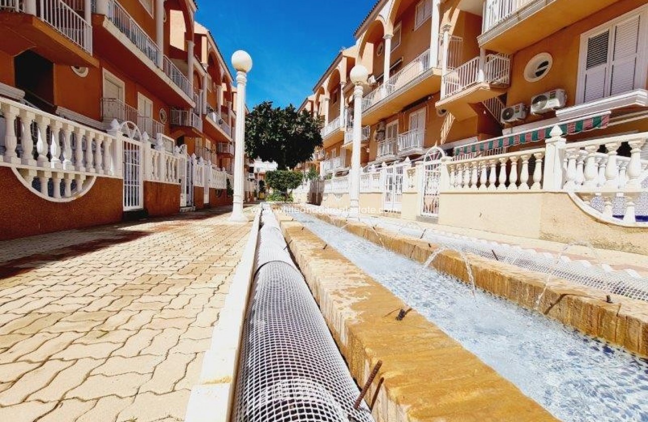 Sale - Apartment / flat - Torrevieja - Torrelamata - La Mata