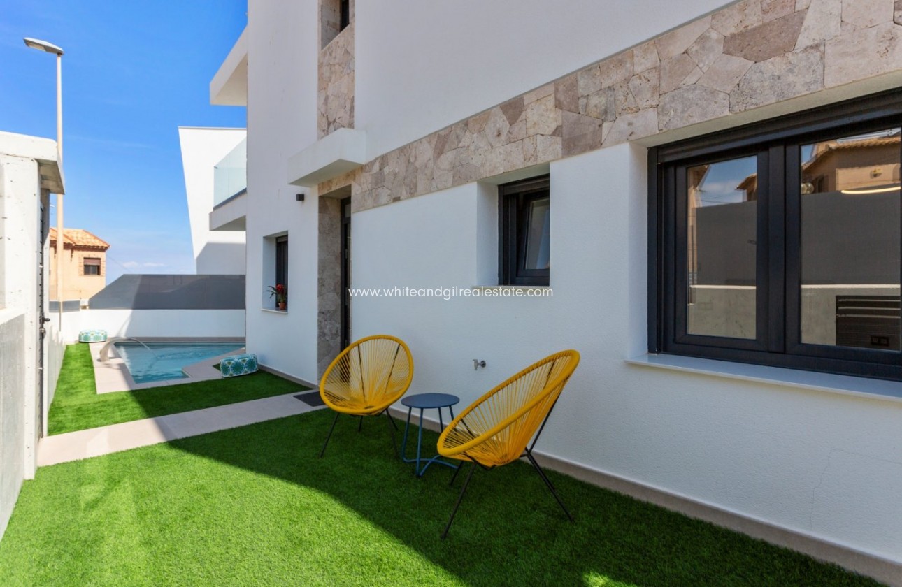 New Build - Villa  - Torrevieja - Torrejón